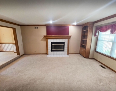 2286 Brookside Lane - Photo Thumbnail 2