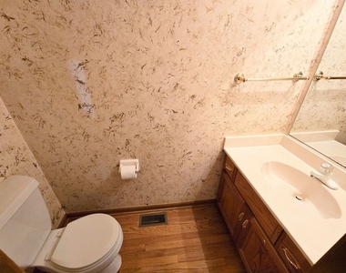 2286 Brookside Lane - Photo Thumbnail 18