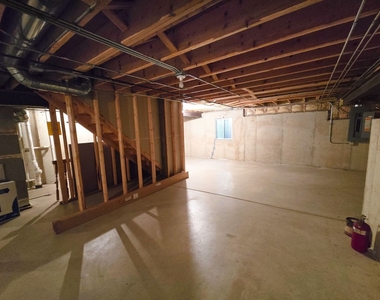 2286 Brookside Lane - Photo Thumbnail 33