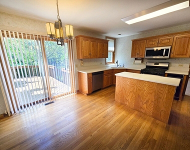 2286 Brookside Lane - Photo Thumbnail 7
