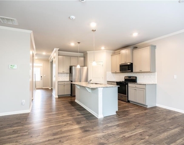 4377 Montberry Lane - Photo Thumbnail 2