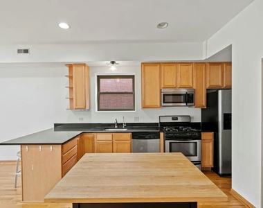 6133 S Drexel Avenue - Photo Thumbnail 3