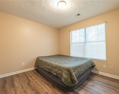 53 Hammock Place Se - Photo Thumbnail 14