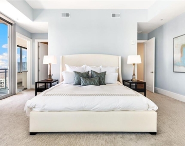 1065 Peachtree Street Ne - Photo Thumbnail 16