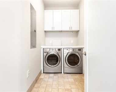 1065 Peachtree Street Ne - Photo Thumbnail 31
