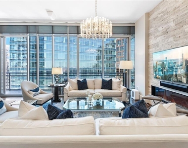 1065 Peachtree Street Ne - Photo Thumbnail 3