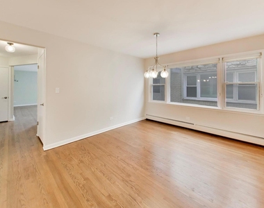 8212 W Walsh Lane - Photo Thumbnail 7