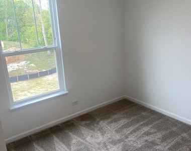 638 Wolverine Drive - Photo Thumbnail 6