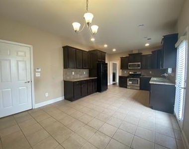 3829 Baxley Ridge Dr - Photo Thumbnail 4