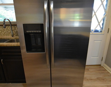 7852 Sprucewood Avenue - Photo Thumbnail 18