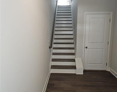 1574 Gin Blossom Circle - Photo Thumbnail 4