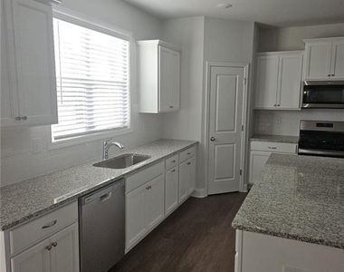 1574 Gin Blossom Circle - Photo Thumbnail 6