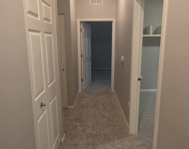 2250 Aurora Drive - Photo Thumbnail 17