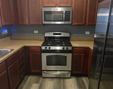 2250 Aurora Drive - Photo Thumbnail 16