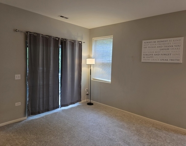 2250 Aurora Drive - Photo Thumbnail 8