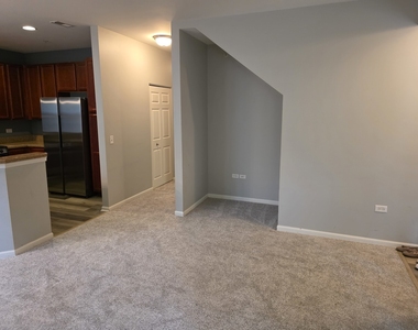 2250 Aurora Drive - Photo Thumbnail 6
