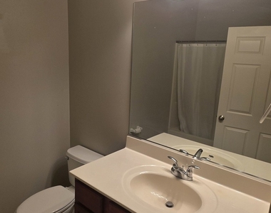 2250 Aurora Drive - Photo Thumbnail 20