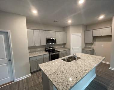 107 Wynn Way - Photo Thumbnail 24