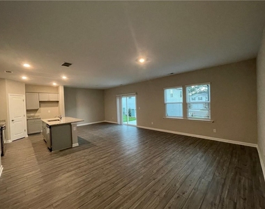 107 Wynn Way - Photo Thumbnail 22