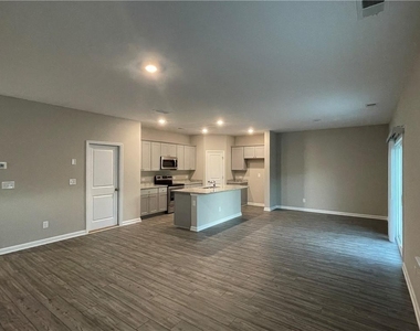 107 Wynn Way - Photo Thumbnail 21