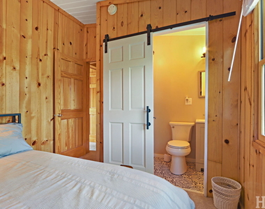 707 Kingston Boulevard - Photo Thumbnail 22