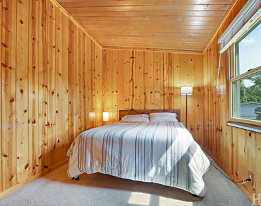 707 Kingston Boulevard - Photo Thumbnail 17