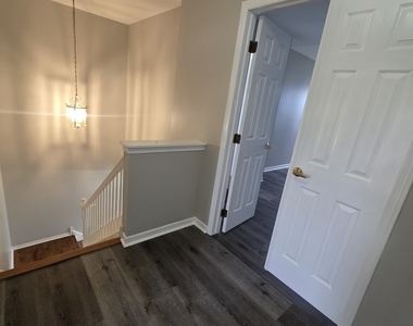 675 Fieldcrest Drive - Photo Thumbnail 17
