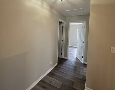 675 Fieldcrest Drive - Photo Thumbnail 15