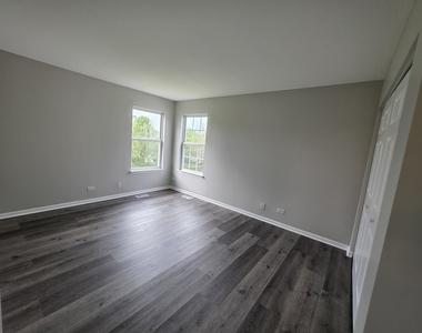675 Fieldcrest Drive - Photo Thumbnail 22