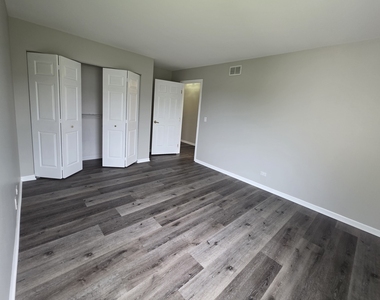 675 Fieldcrest Drive - Photo Thumbnail 23