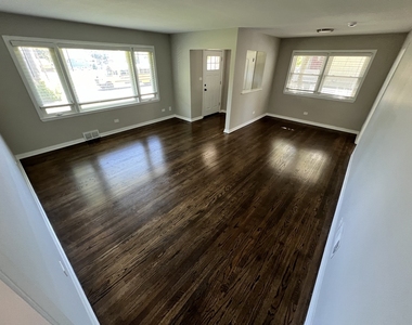 328 4th Street - Photo Thumbnail 1