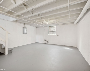 528 Poplar Drive - Photo Thumbnail 10