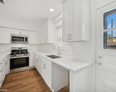 528 Poplar Drive - Photo Thumbnail 6