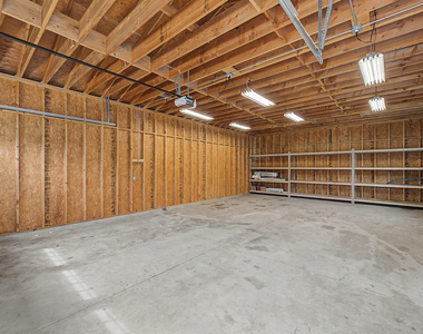 630 S Charlotte Street - Photo Thumbnail 16