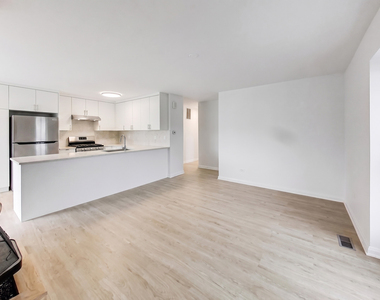 958 Inverrary Lane - Photo Thumbnail 1