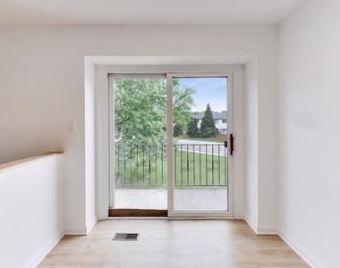 958 Inverrary Lane - Photo Thumbnail 4