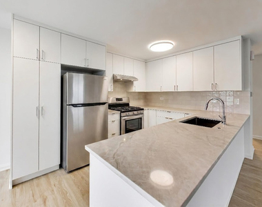 958 Inverrary Lane - Photo Thumbnail 2