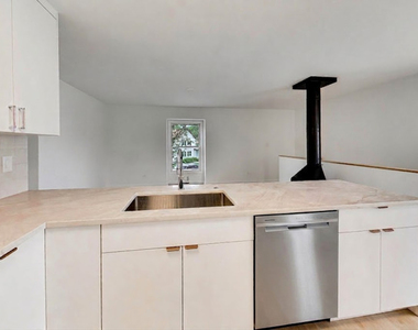 958 Inverrary Lane - Photo Thumbnail 3