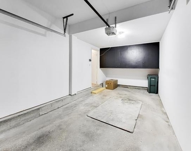 958 Inverrary Lane - Photo Thumbnail 12
