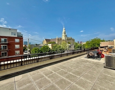 1138 W Washburne Avenue - Photo Thumbnail 14