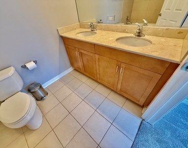 1138 W Washburne Avenue - Photo Thumbnail 11