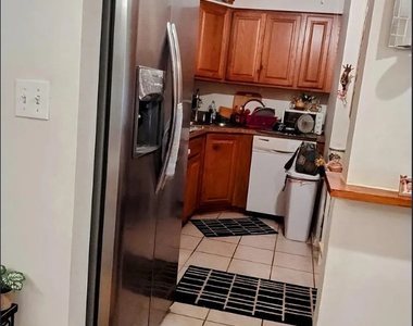 239 Gregory Street - Photo Thumbnail 9