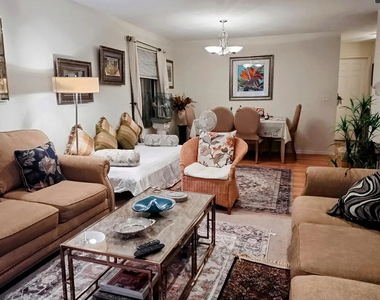 239 Gregory Street - Photo Thumbnail 6
