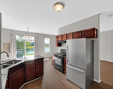 5005 Corning Court - Photo Thumbnail 6