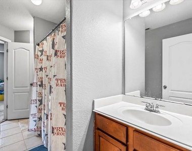 6803 Kotlan Court - Photo Thumbnail 15