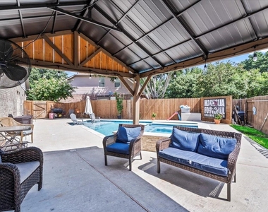 6803 Kotlan Court - Photo Thumbnail 45