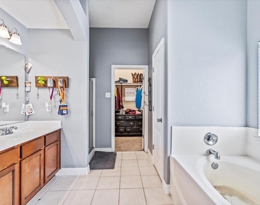 6803 Kotlan Court - Photo Thumbnail 20