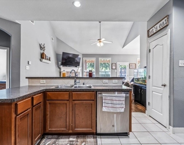 6803 Kotlan Court - Photo Thumbnail 26