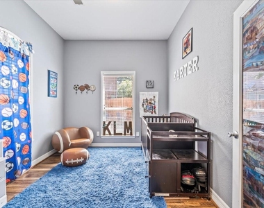 6803 Kotlan Court - Photo Thumbnail 9
