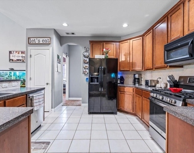 6803 Kotlan Court - Photo Thumbnail 24